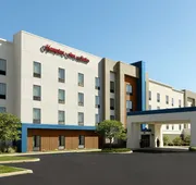 Hampton Inn & Suites York South hotel detail image 4