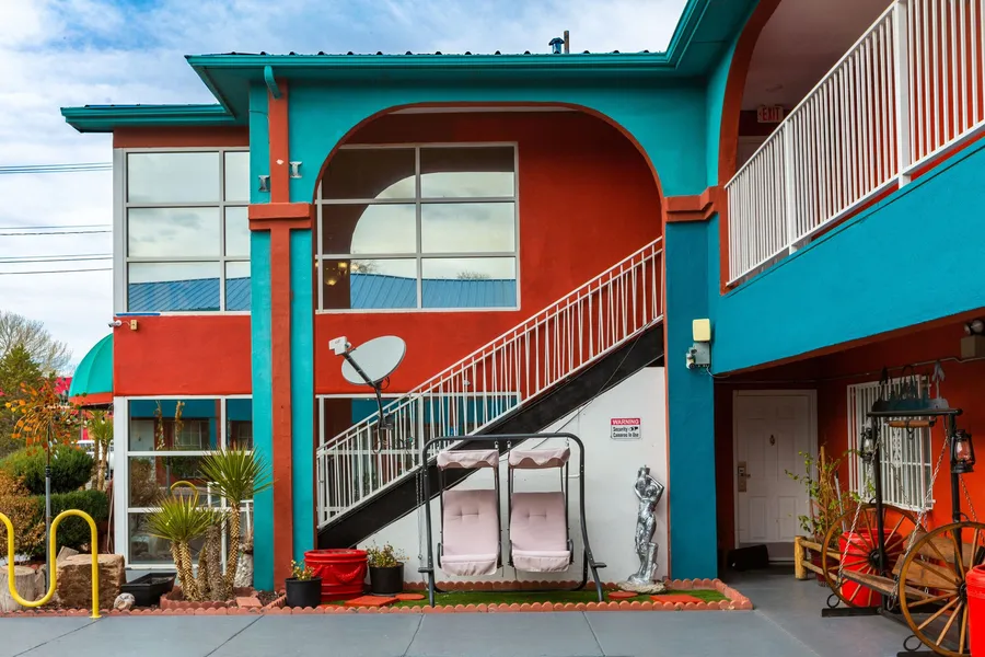 Sandia Peak Inn Old Town ABQ, a Howard Johnson by Wyndham hotel detail image 6
