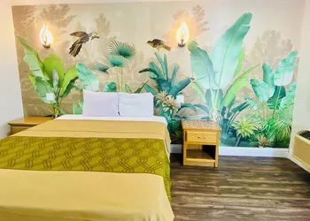 Long Beach Motel hotel thumbnail 7
