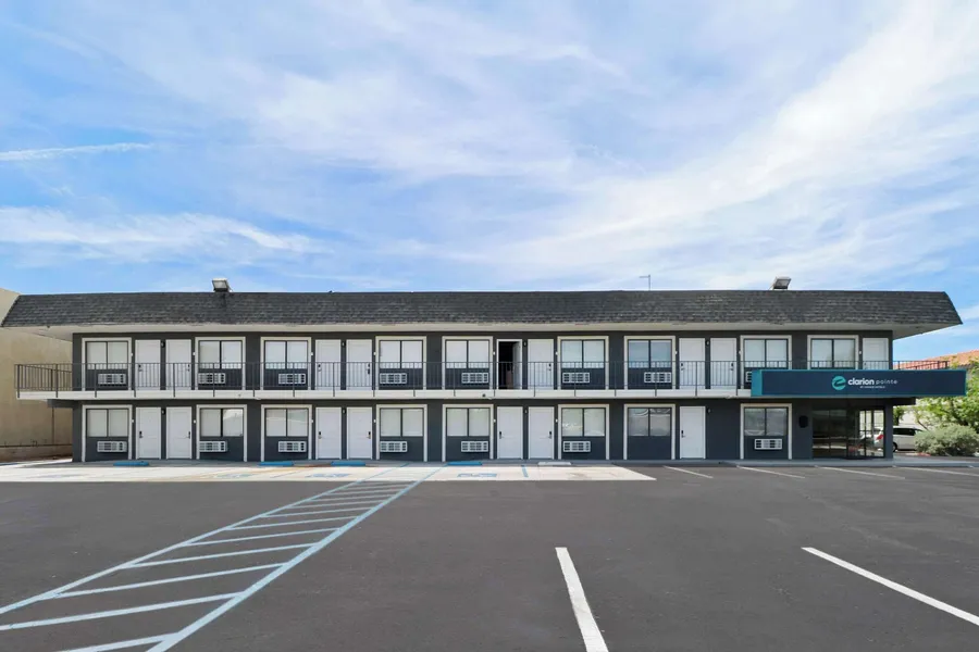 Clarion Pointe Ridgecrest near China Lake Naval Station hotel detail image 2