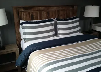 Stardust Inn and Chalets hotel thumbnail 4