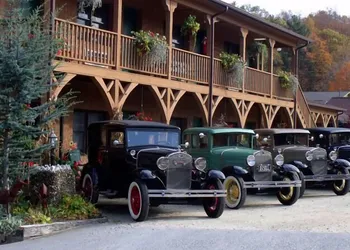 Hemlock Inn hotel thumbnail 5