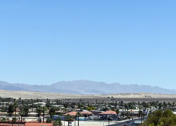 9 Palms Inn hotel thumbnail 4