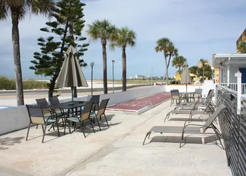 iBeach Resort hotel thumbnail 4