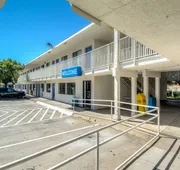 Motel 6 Redding, CA - North hotel detail image 3