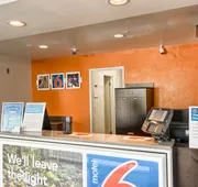 Motel 6 Everett, WA - North hotel detail image 7