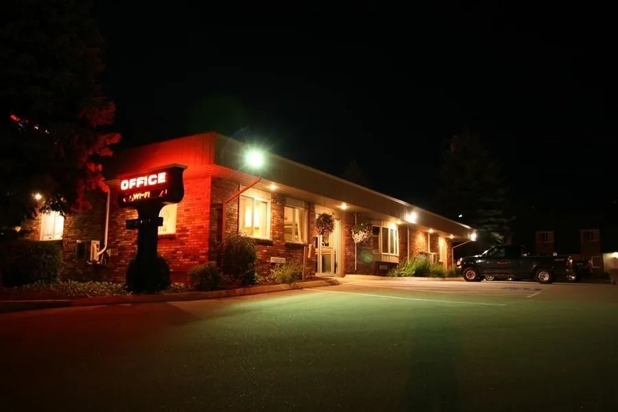Bangor Inn & Suites hotel detail image 2