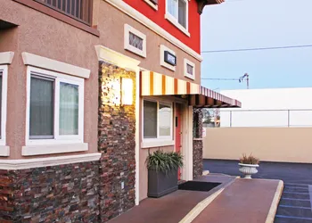 Friendly Hills Inn - Whittier, Los Angeles hotel thumbnail 3