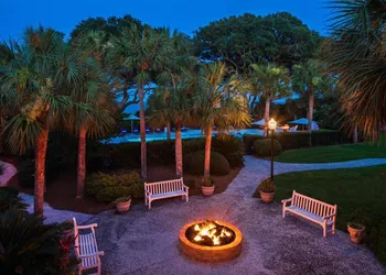 The Beachview Club hotel thumbnail 4