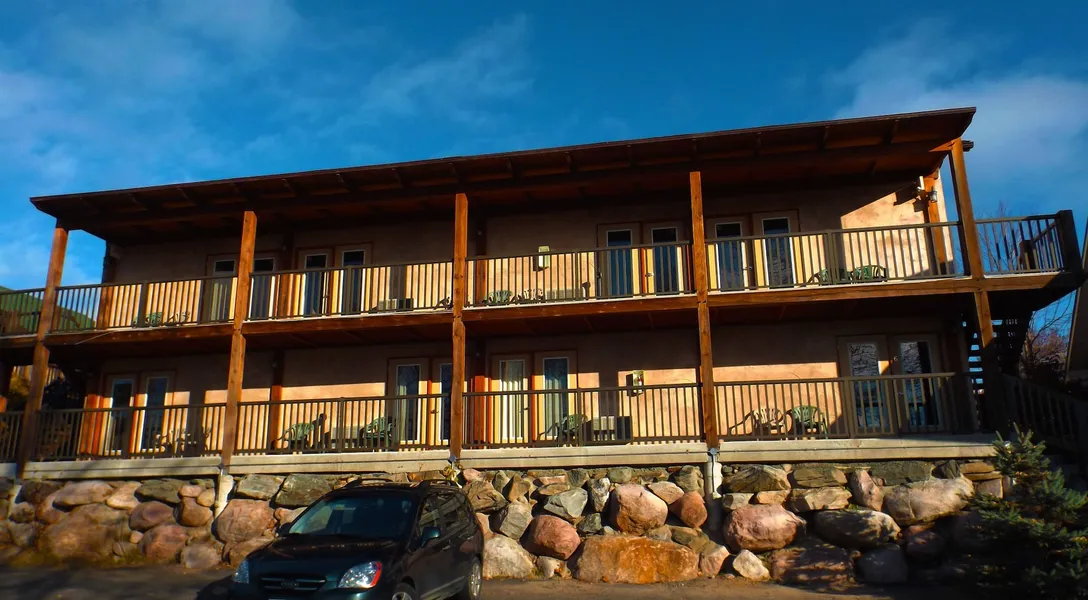 Timberland Inn hotel detail image 2