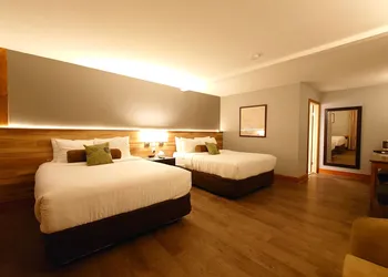 Timberland Inn hotel thumbnail 5