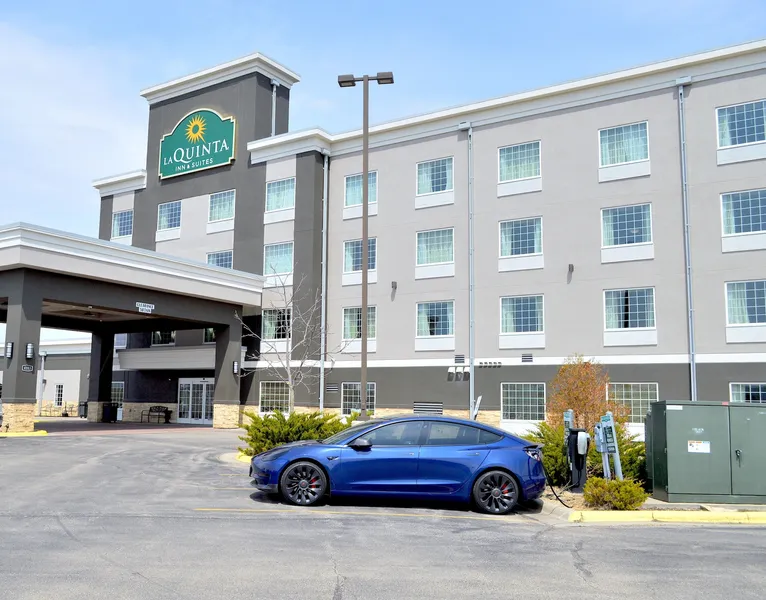 La Quinta Inn & Suites by Wyndham Rochester Mayo Clinic S hotel detail image 2