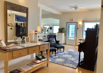 Castle Rock Country Inn hotel thumbnail 6