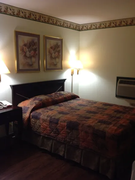 Budget Inn hotel detail image 6