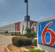 Motel 6 Roanoke, TX - Northlake - Speedway hotel detail image 5