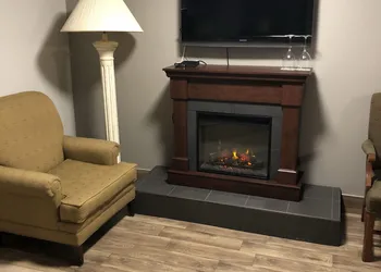 Talbot Trail Inn & Suites hotel thumbnail 6