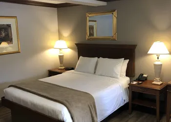 Talbot Trail Inn & Suites hotel thumbnail 7