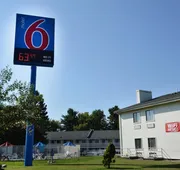 Motel 6 Nashua, NH - North hotel detail image 5