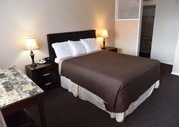 Travel Inn hotel thumbnail 6