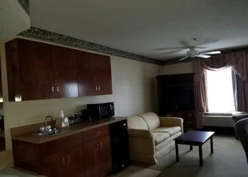 American Inn & Suites - High Point NC hotel thumbnail 8