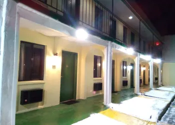Granada Inn Motel hotel thumbnail 7