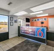 Motel 6 Dothan, AL hotel detail image 4