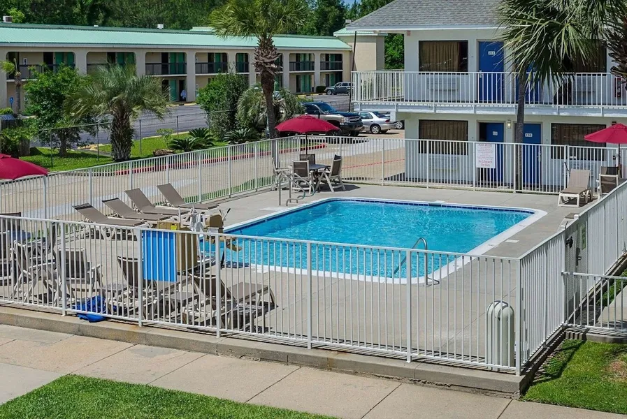Motel 6 Gulfport, MS – Airport hotel detail image 2