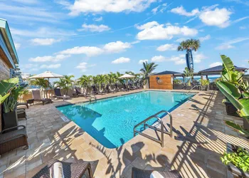 Bleu Beach Resort hotel thumbnail 4