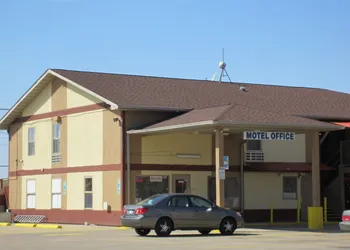 First Western Inn hotel thumbnail 6