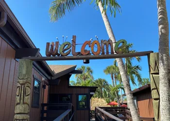 Kona Kai Motel hotel thumbnail 2