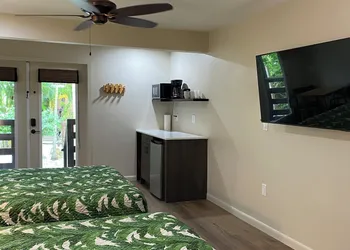 Kona Kai Motel hotel thumbnail 5