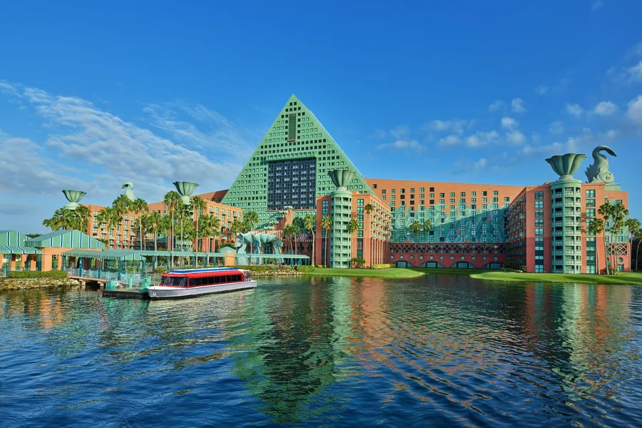 Walt Disney World Swan hotel detail image 6