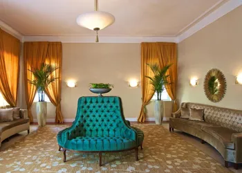 Blue Moon Hotel hotel thumbnail 5