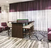 La Quinta Inn & Suites by Wyndham San Antonio Riverwalk hotel detail image 3