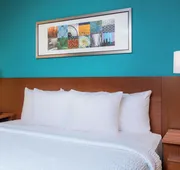 Fairfield Inn & Suites Victoria hotel detail image 4
