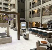 Embassy Suites by Hilton Chicago Schaumburg Woodfield hotel detail image 7