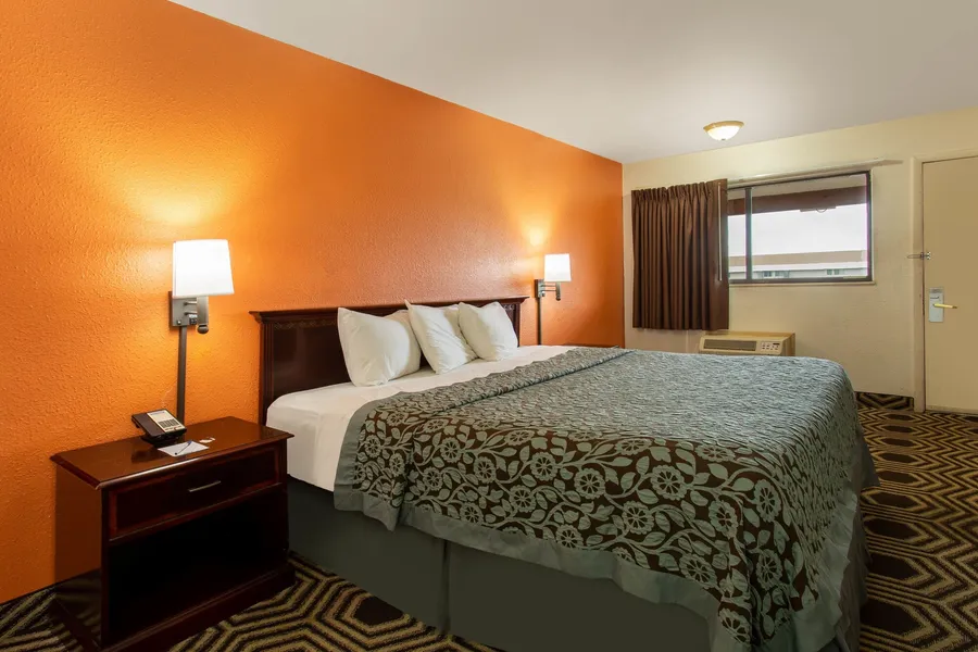 Travelodge by Wyndham Chicago - South Holland hotel detail image 2