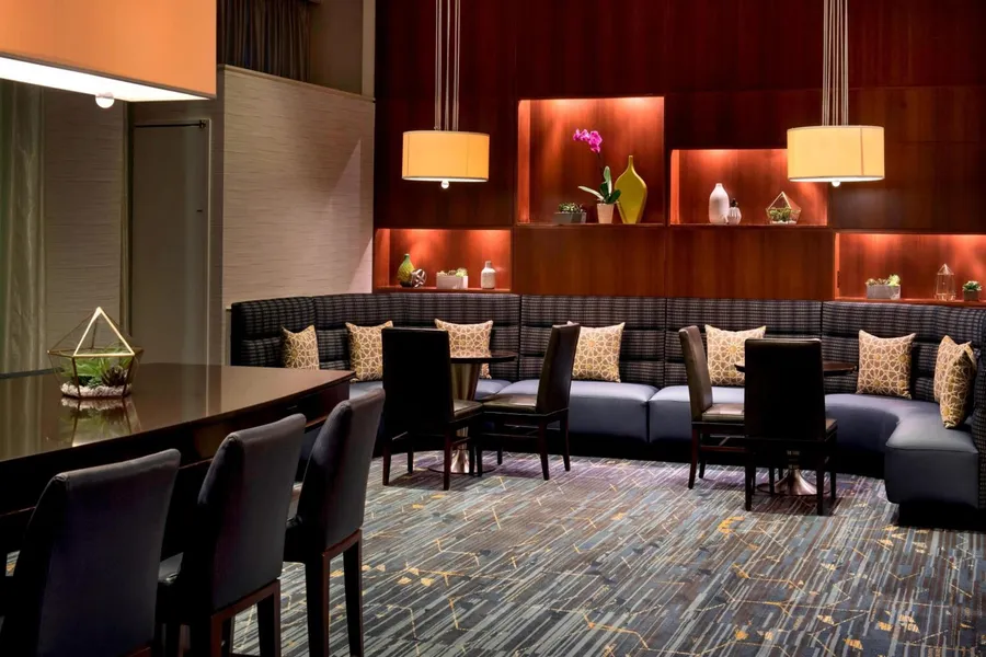 BWI Airport Marriott hotel detail image 6