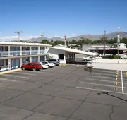 Holiday Motel hotel detail image 3