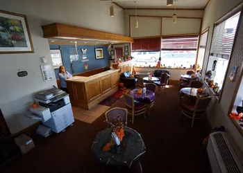Holiday Motel hotel thumbnail 6