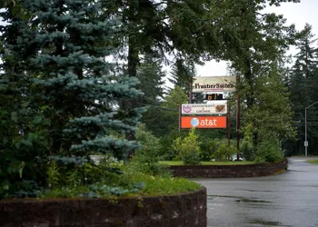 Frontier Suites Hotel in Juneau hotel thumbnail 5