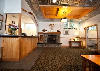 Frontier Suites Hotel in Juneau hotel thumbnail 6