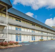Econo Lodge Middlesboro hotel detail image 4