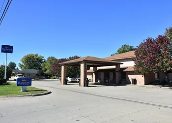 Baymont by Wyndham Robinson hotel thumbnail 2