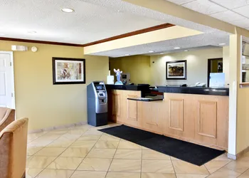 Baymont by Wyndham Robinson hotel thumbnail 5