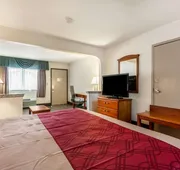 Econo Lodge Inn & Suites Memphis East hotel detail image 7