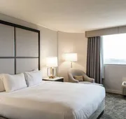 Hilton Chicago/Oak Lawn hotel detail image 4
