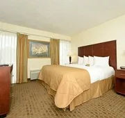 Quality Inn & Suites Near Fort Sam Houston hotel detail image 7