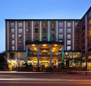 Holiday Inn & Suites Vancouver Downtown by IHG hotel detail image 4