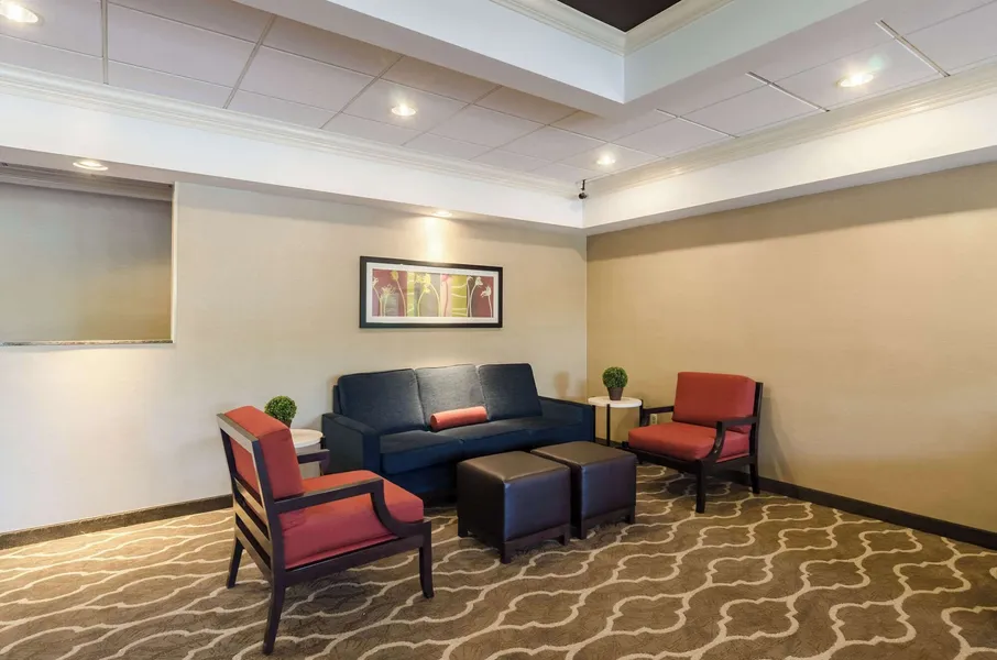 Comfort Inn Randolph - Boston hotel detail image 6